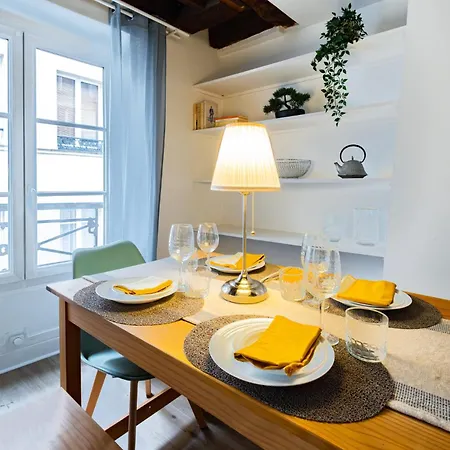 Appartement Typique Au Coeur Du Marais-3